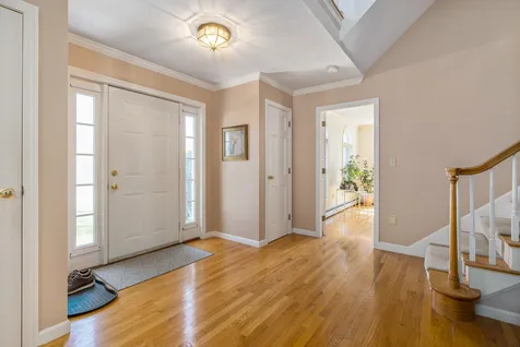 17 Rockrimmon Road North Hampton NH 03862