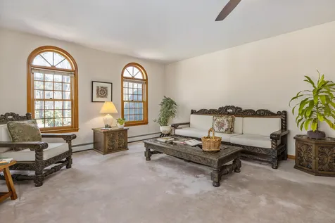17 Rockrimmon Road North Hampton NH 03862