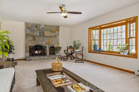17 Rockrimmon Road North Hampton NH 03862
