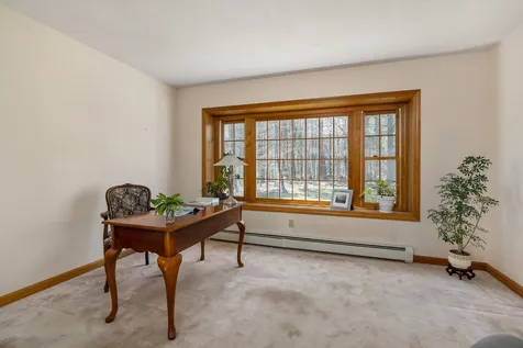 17 Rockrimmon Road North Hampton NH 03862