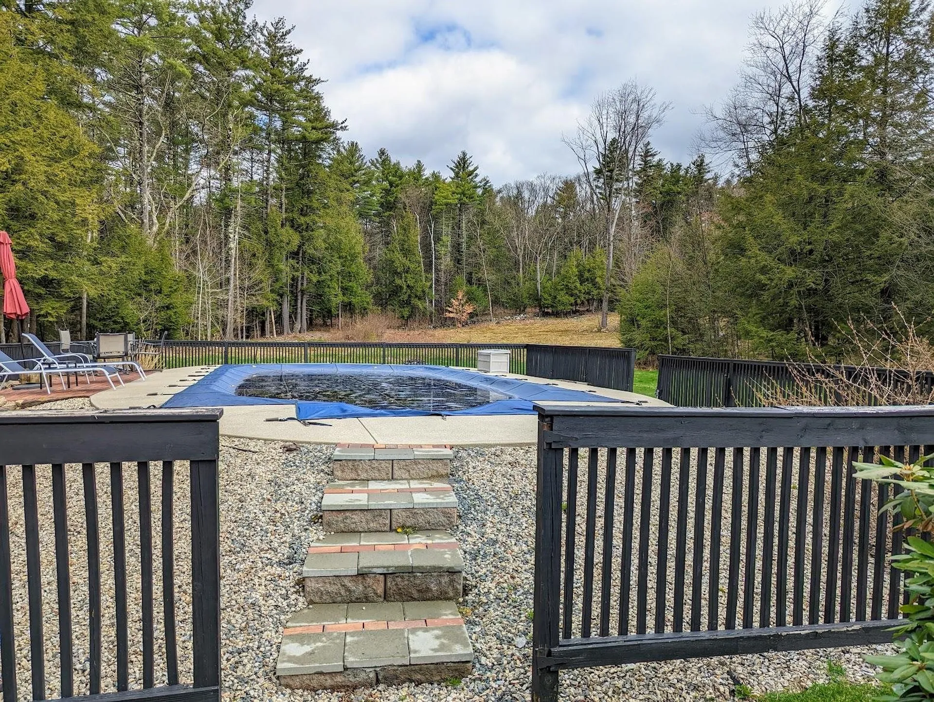 19 Risingwood Drive Bow NH 03304