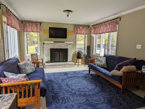 19 Risingwood Drive Bow NH 03304