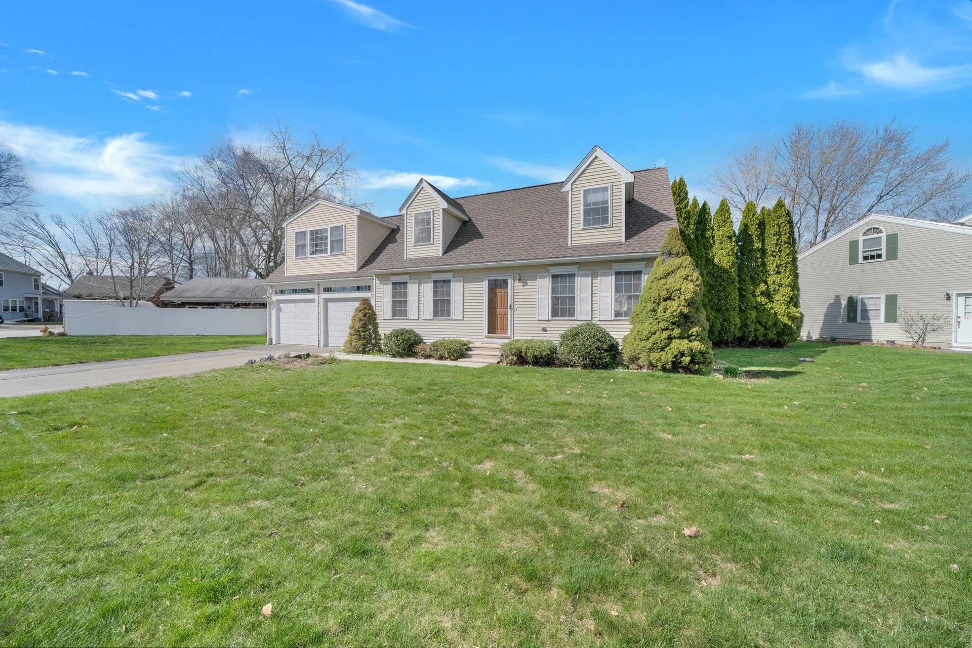 11 Campbello Street Hudson NH 03051