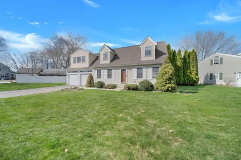 11 Campbello Street Hudson NH 03051