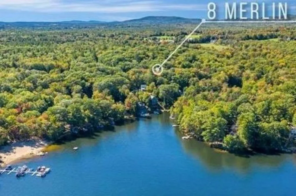 8 Merlin Drive Farmington NH 03835