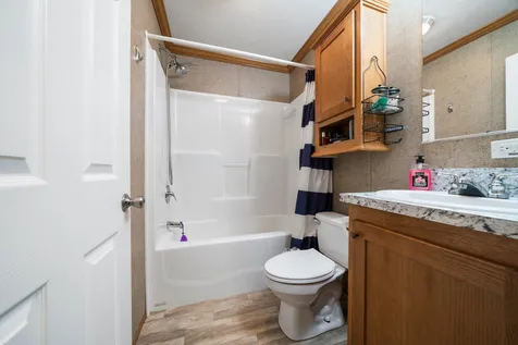 39 Spruce Terrace Derry NH 03038