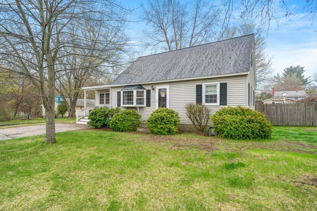 119 E Glenwood Street Nashua NH 03060