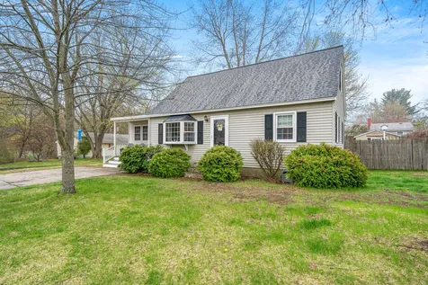 119 E Glenwood Street Nashua NH 03060