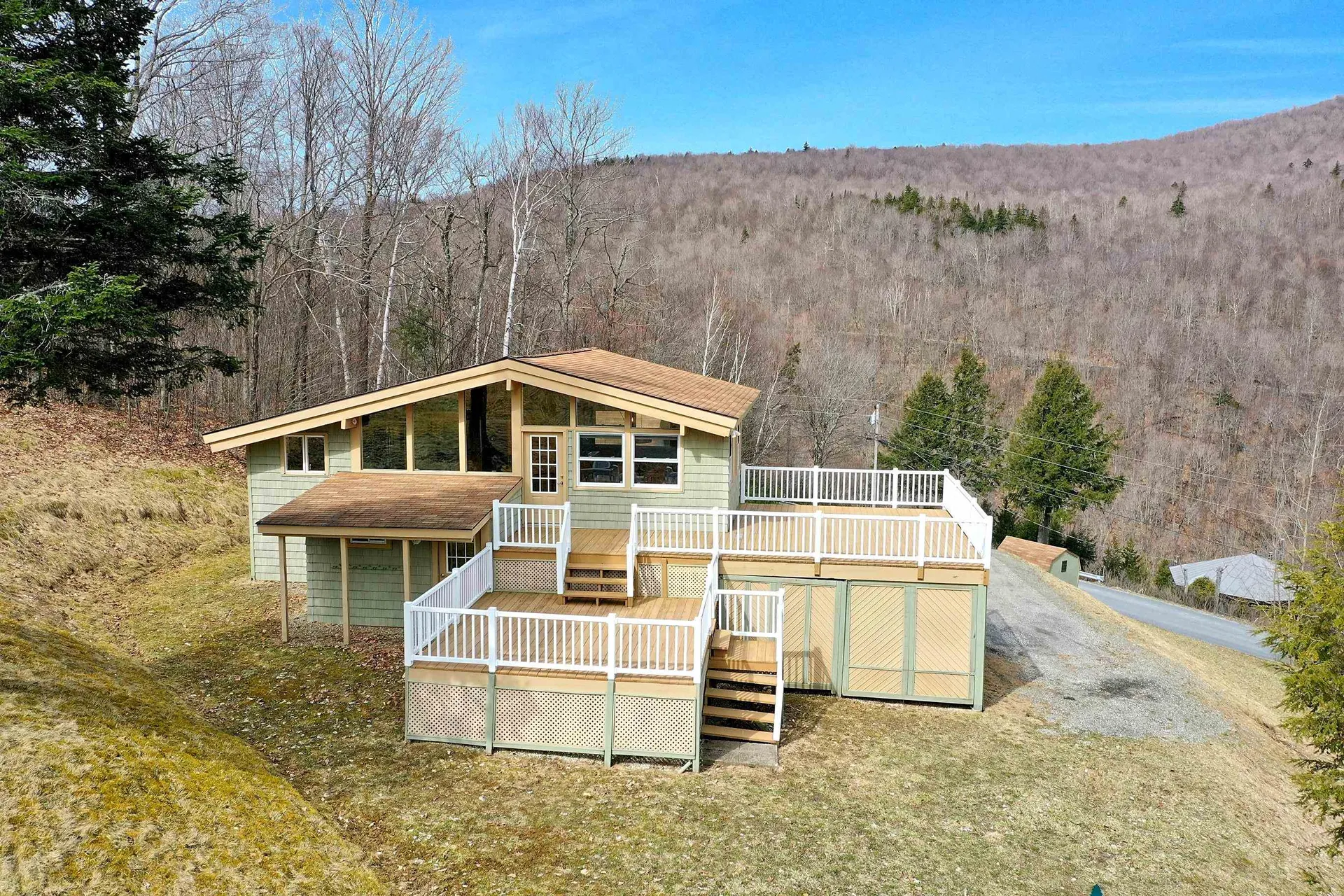 131 Upper Round Top Road Plymouth VT 05056