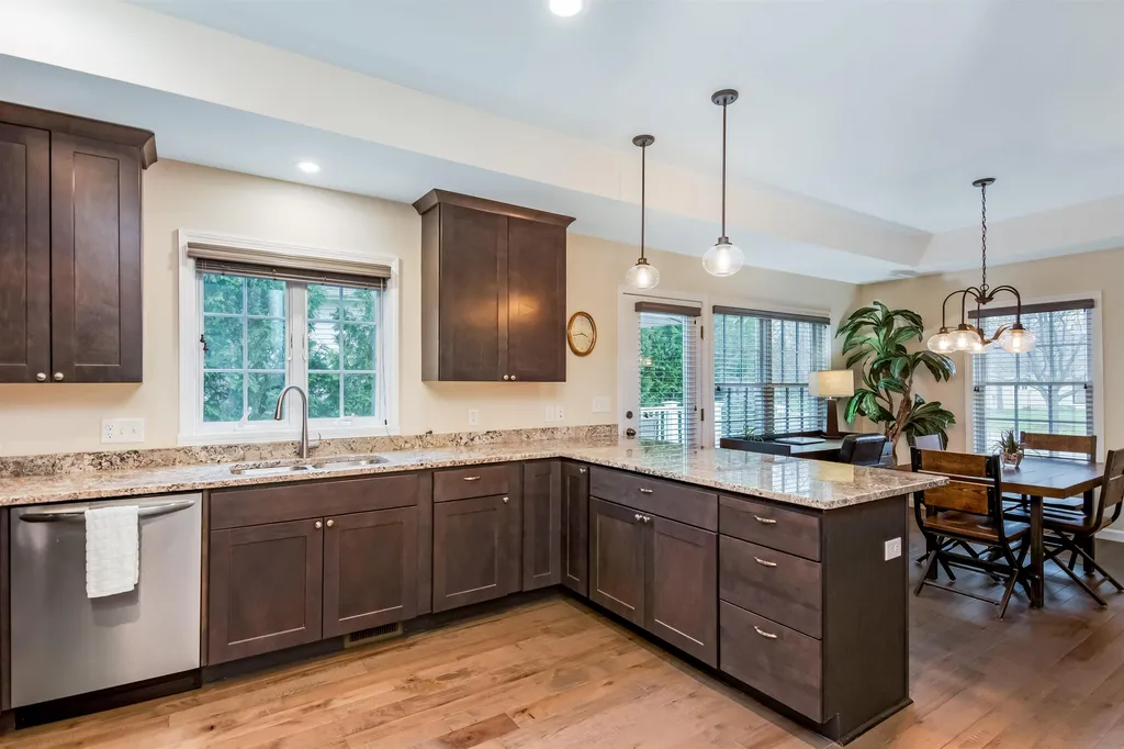 10 Steeple Way Williston VT 05495