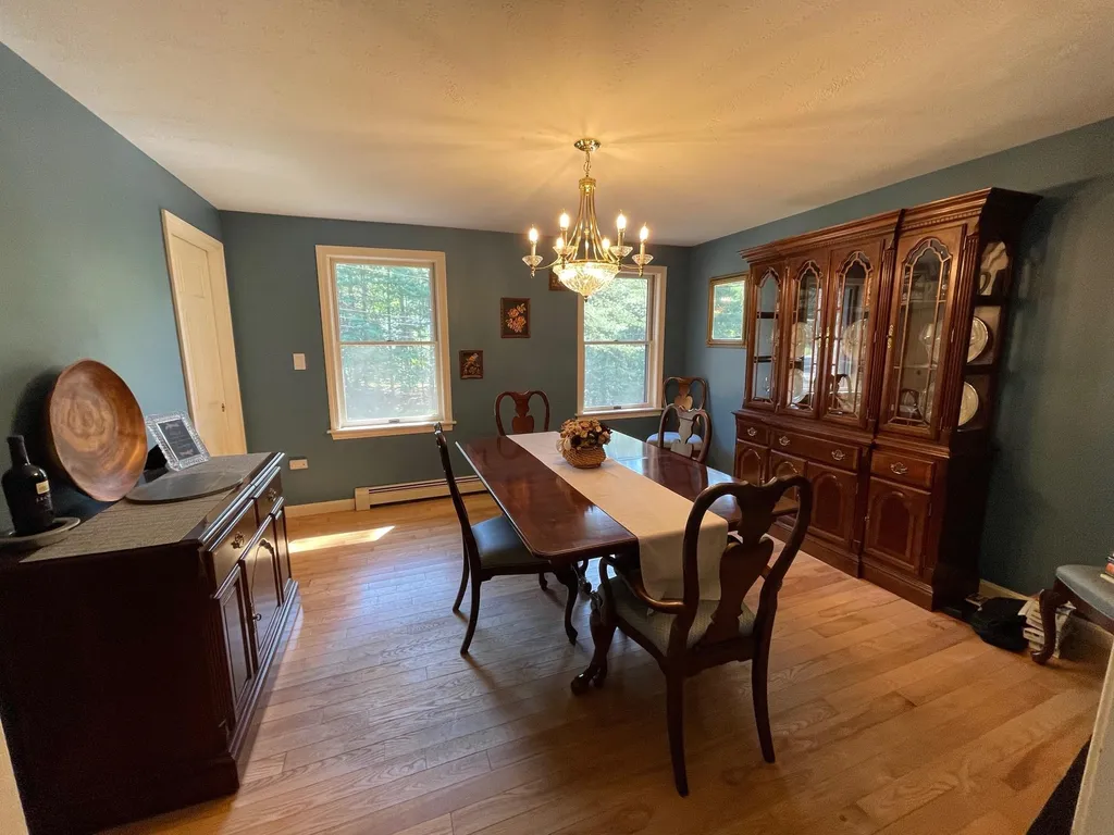 107 Schanda Drive Newmarket NH 03857