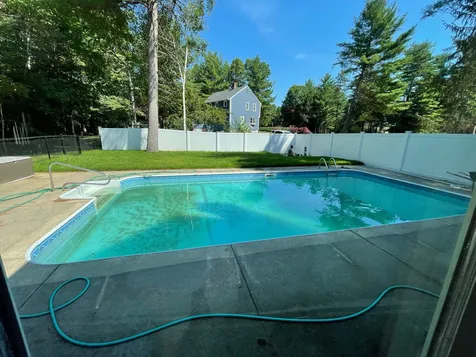 107 Schanda Drive Newmarket NH 03857