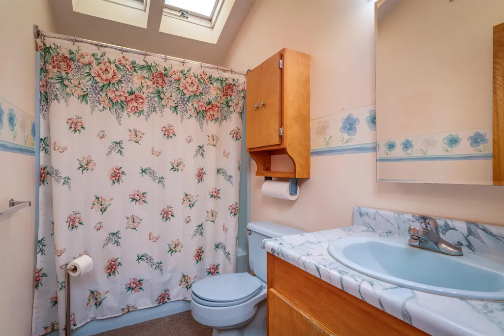 454 Beauty Hill Road Barrington NH 03825