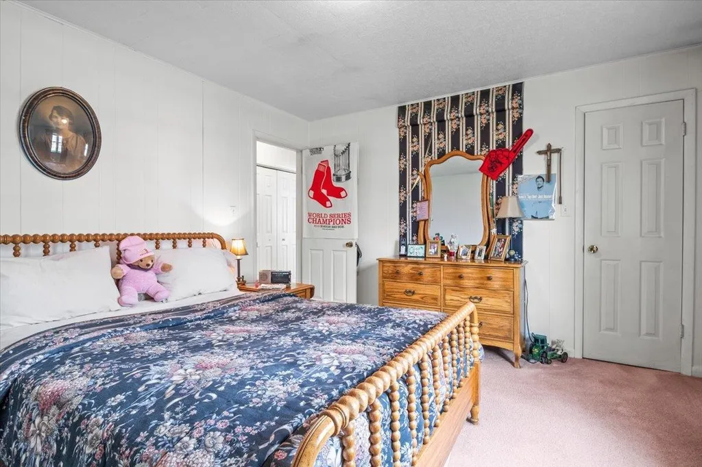 113 West Shore Road Alburgh VT 05440