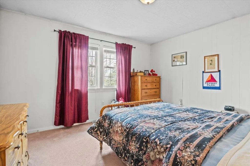 113 West Shore Road Alburgh VT 05440