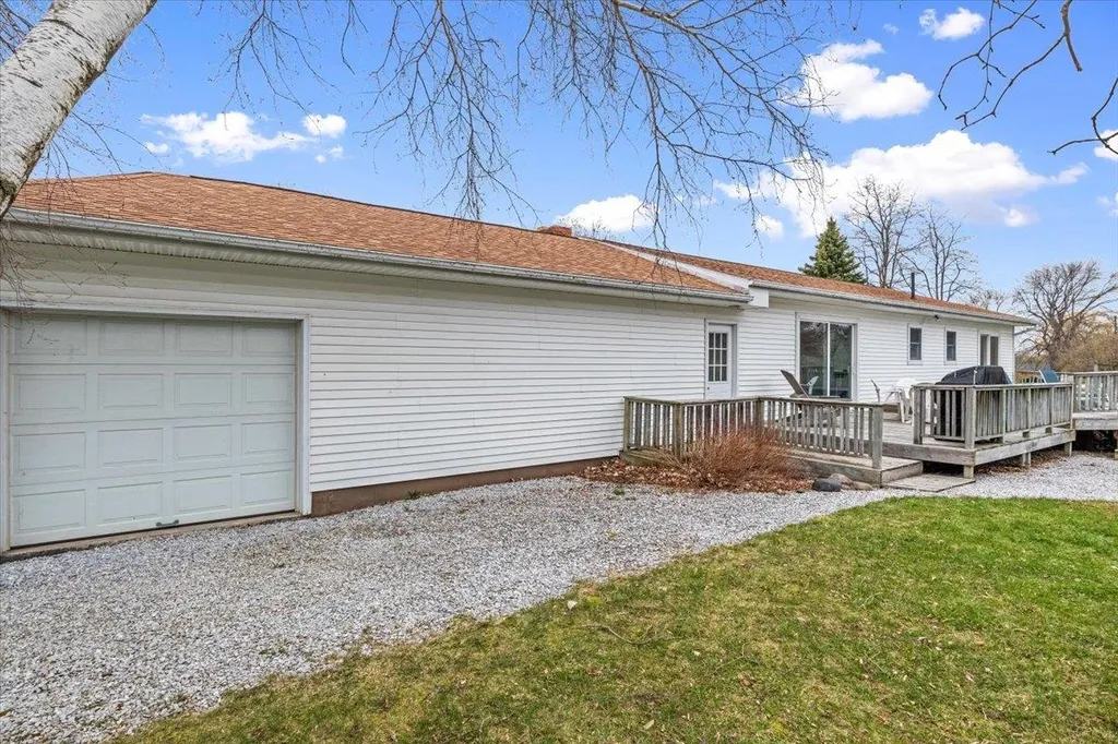 113 West Shore Road Alburgh VT 05440