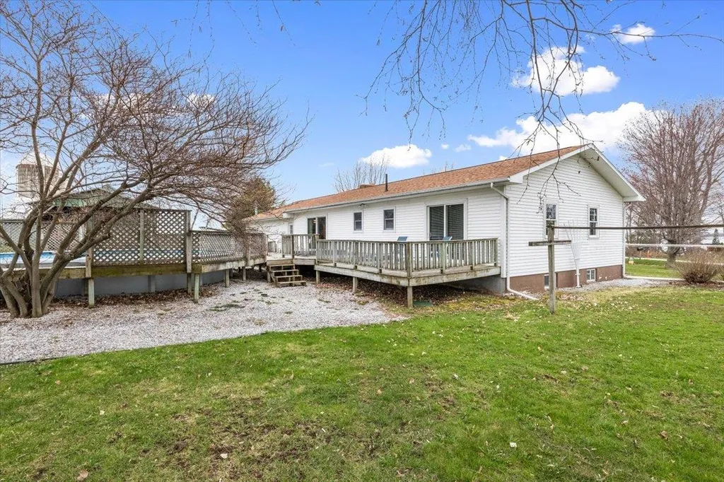 113 West Shore Road Alburgh VT 05440