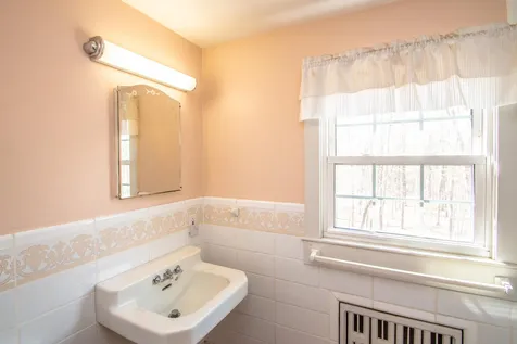 32 Hurricane Mountain Road Conway NH 03860
