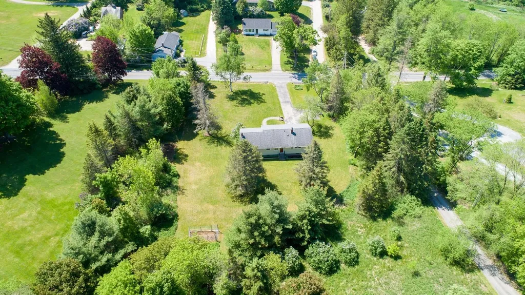 395 Barnumville Road Manchester VT 05255