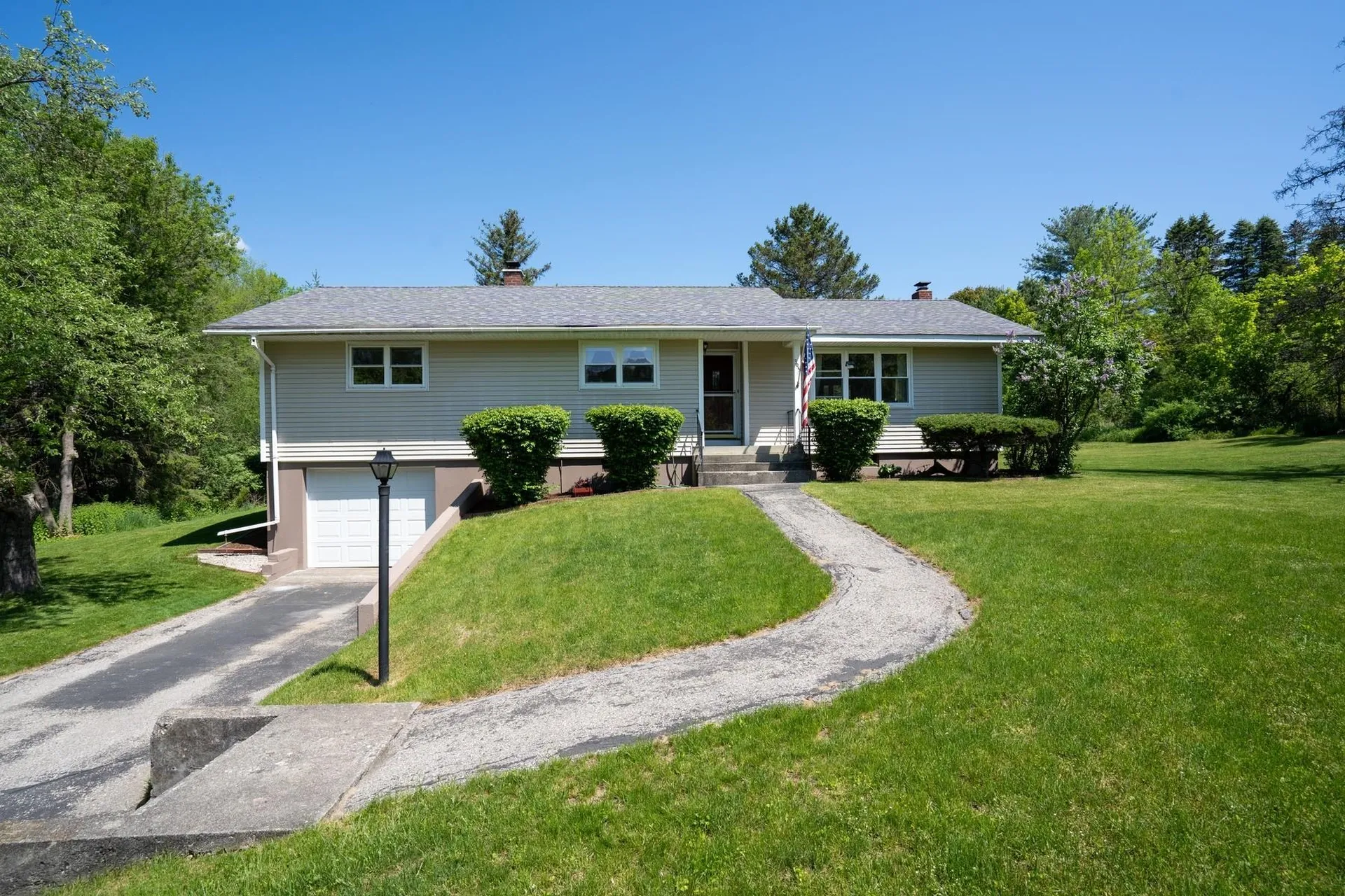 395 Barnumville Road Manchester VT 05255