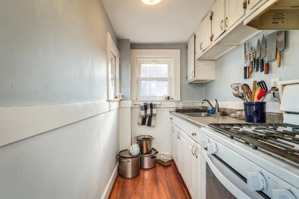 15 Broadway Street Dover NH 03820