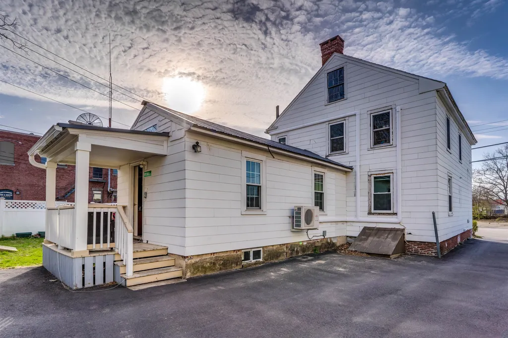 15 Broadway Street Dover NH 03820