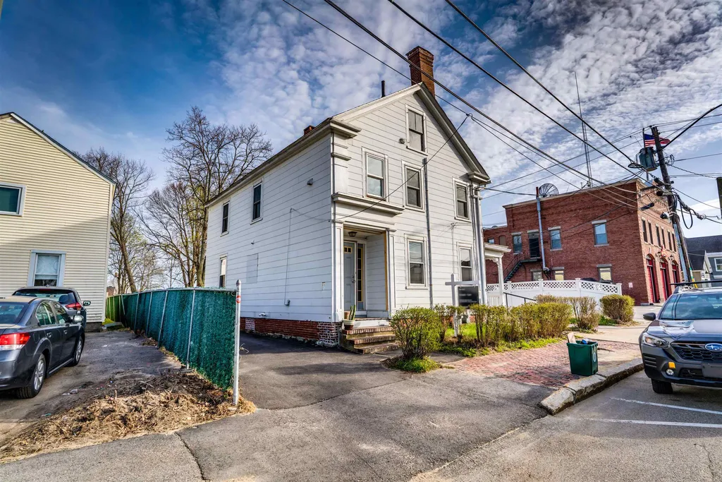 15 Broadway Street Dover NH 03820
