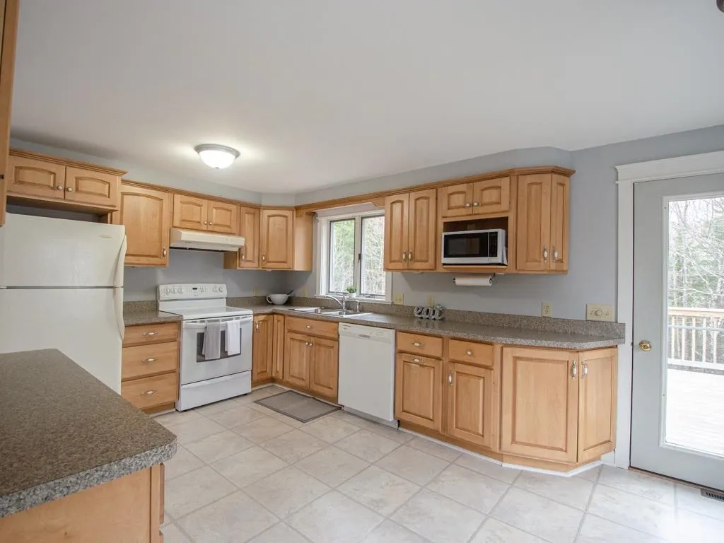 2741 Main Street Springfield NH 03284