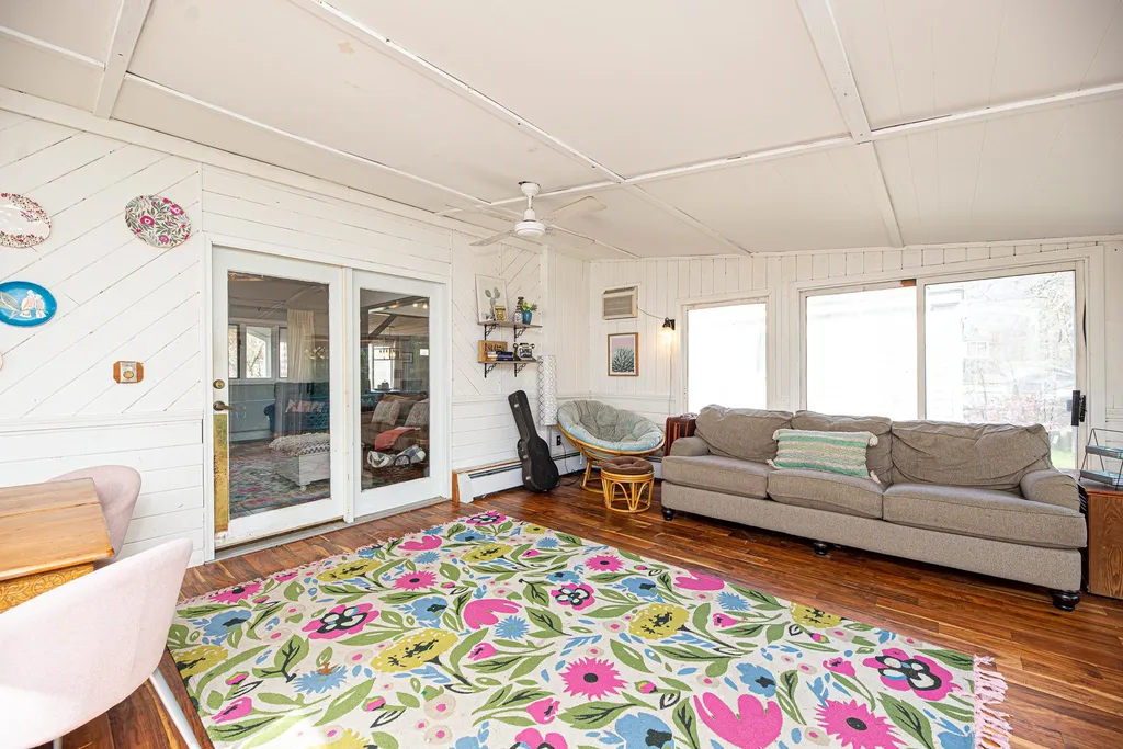 8 Briar Avenue Salem NH 03079