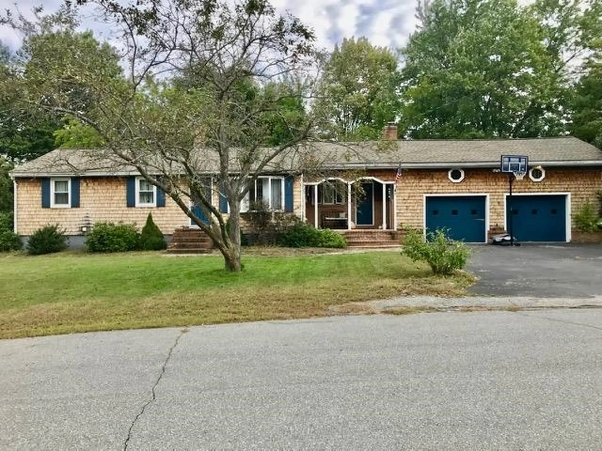 8 Briar Avenue Salem NH 03079