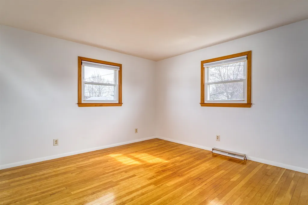 47 Suzanne Drive Portsmouth NH 03801