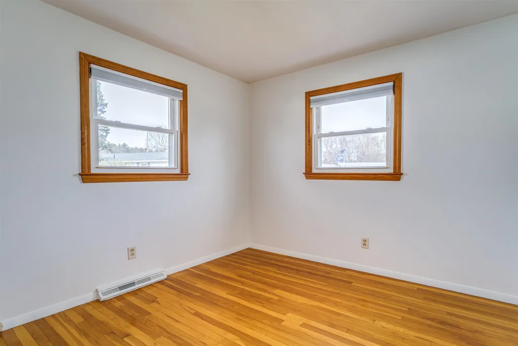 47 Suzanne Drive Portsmouth NH 03801