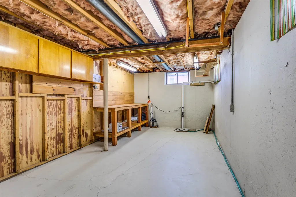 47 Suzanne Drive Portsmouth NH 03801