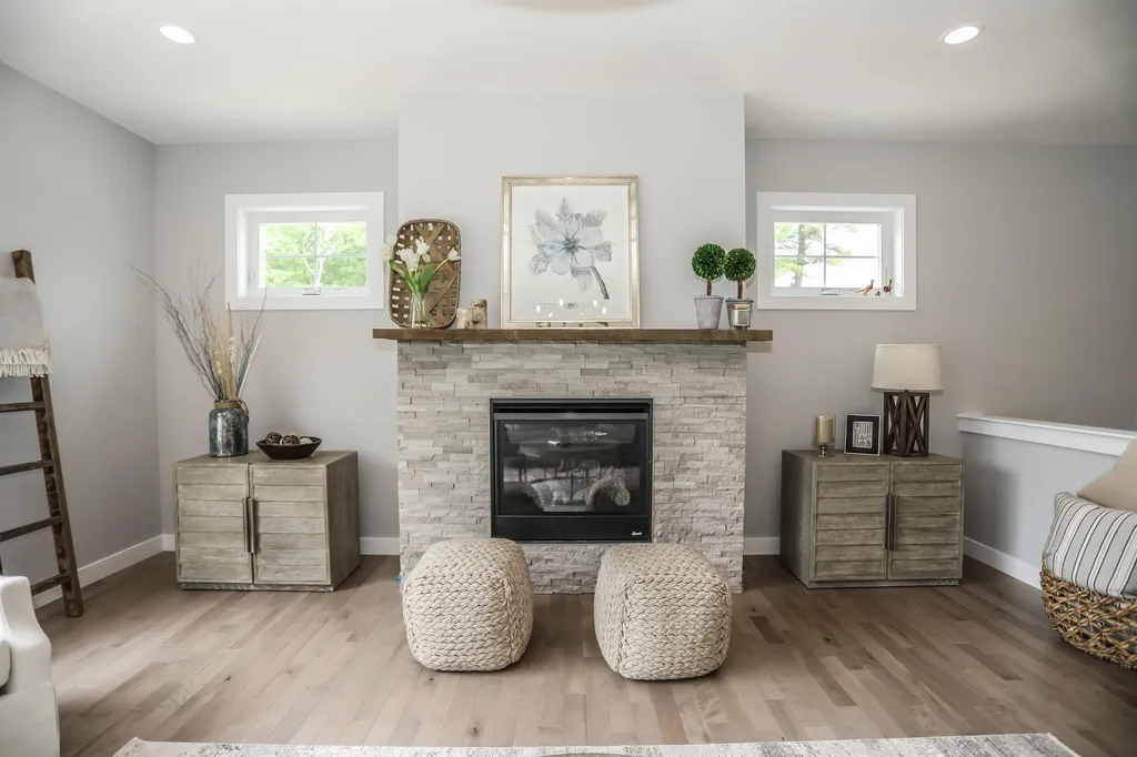 19 Treeline Drive Auburn NH 03032