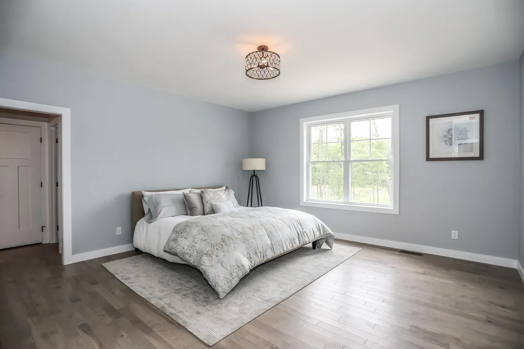 19 Treeline Drive Auburn NH 03032