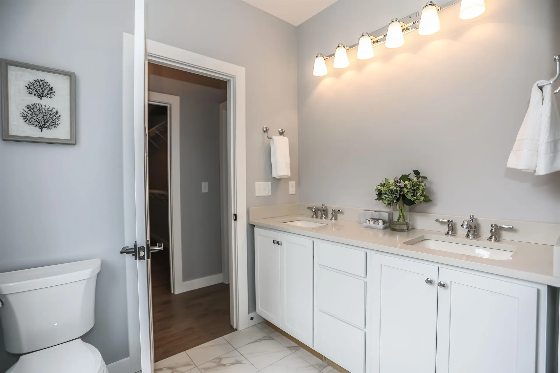 19 Treeline Drive Auburn NH 03032