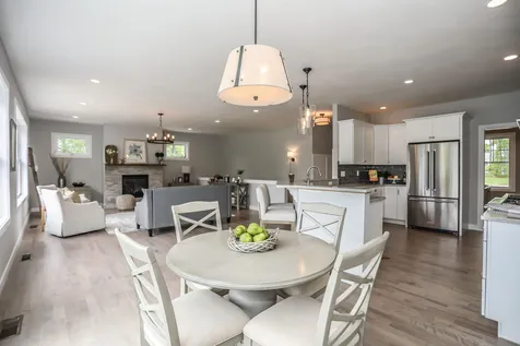 19 Treeline Drive Auburn NH 03032