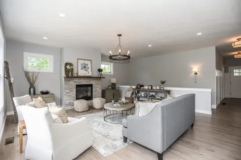 19 Treeline Drive Auburn NH 03032