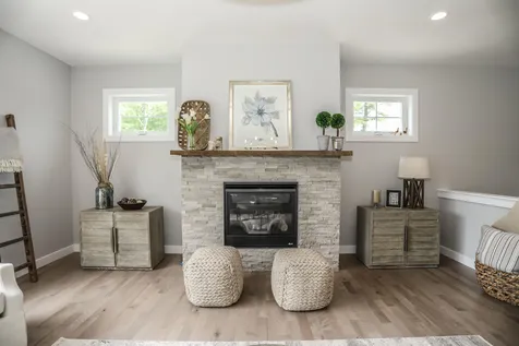 19 Treeline Drive Auburn NH 03032