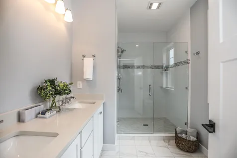 19 Treeline Drive Auburn NH 03032