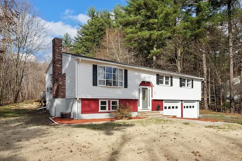 86 Dracut Road Hudson NH 03051