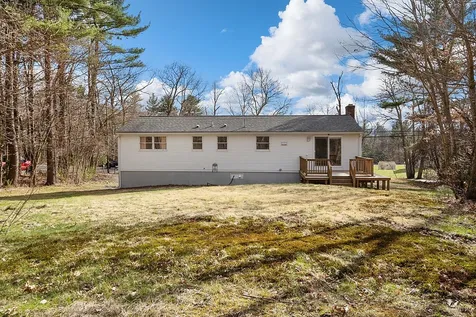 86 Dracut Road Hudson NH 03051