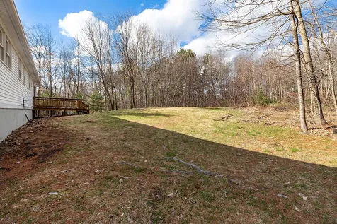 86 Dracut Road Hudson NH 03051