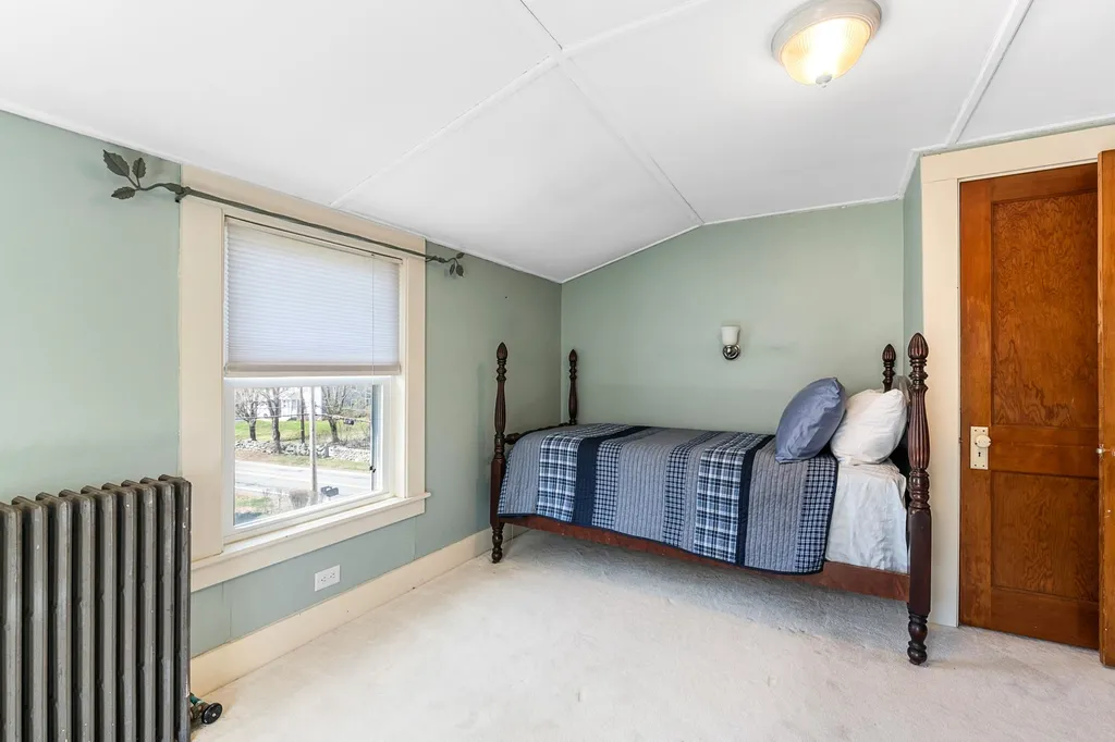316-320 Wallis Road Rye NH 03870