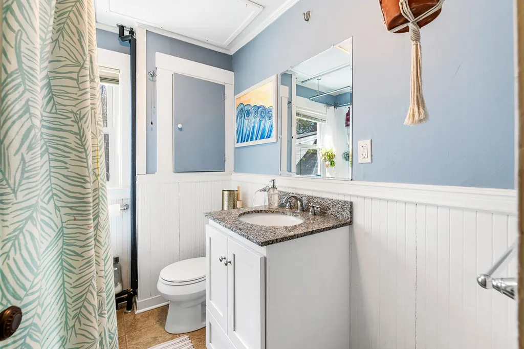316-320 Wallis Road Rye NH 03870