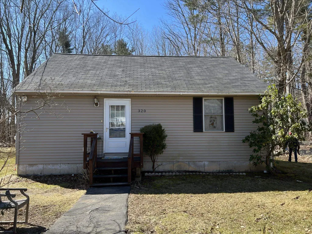 316-320 Wallis Road Rye NH 03870