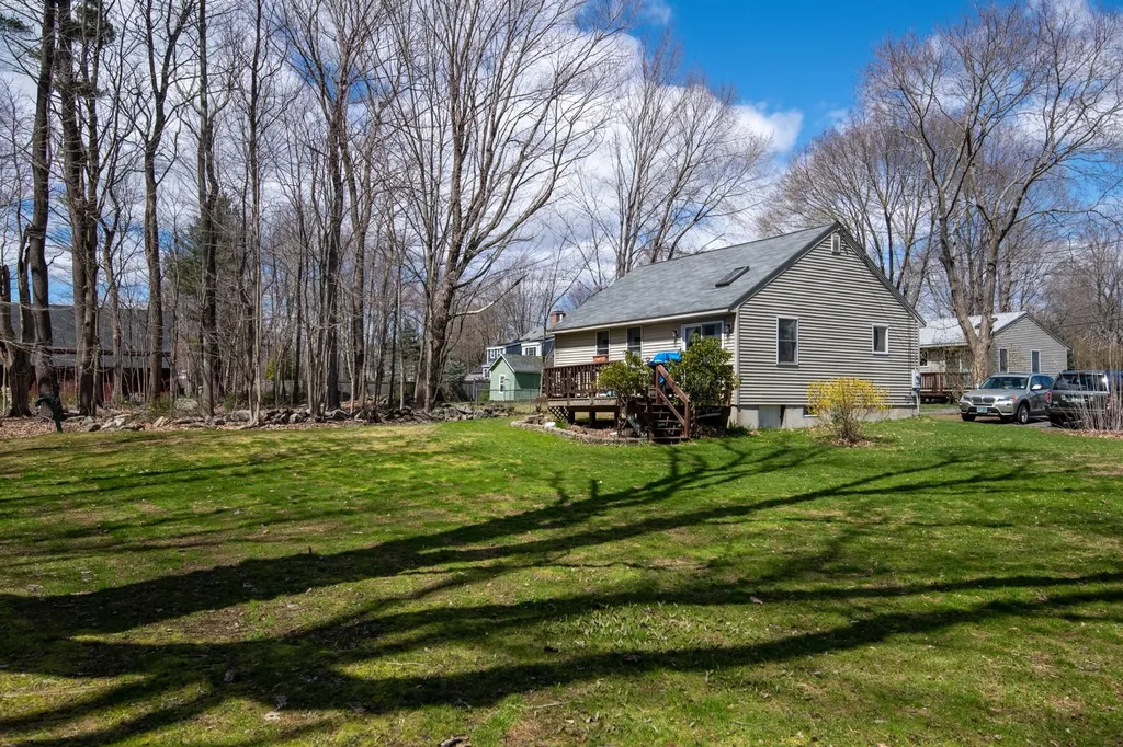 316-320 Wallis Road Rye NH 03870