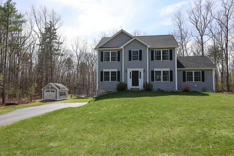 114 Monarch Avenue Goffstown NH 03045