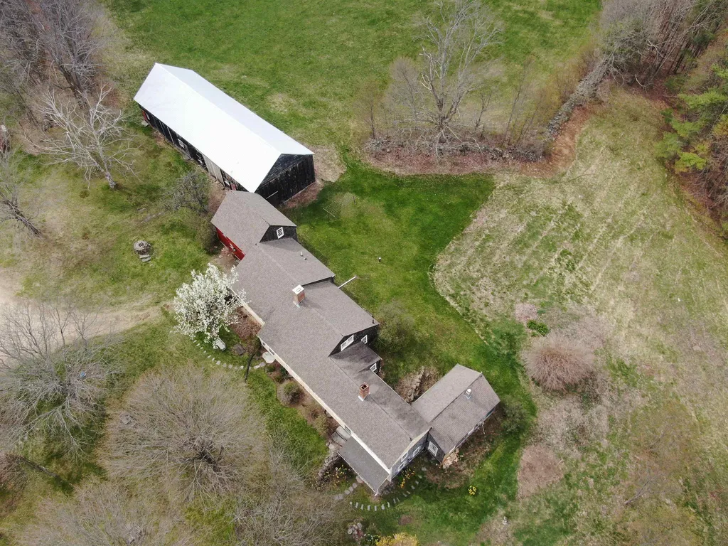 22 Wyman Road Loudon NH 03307