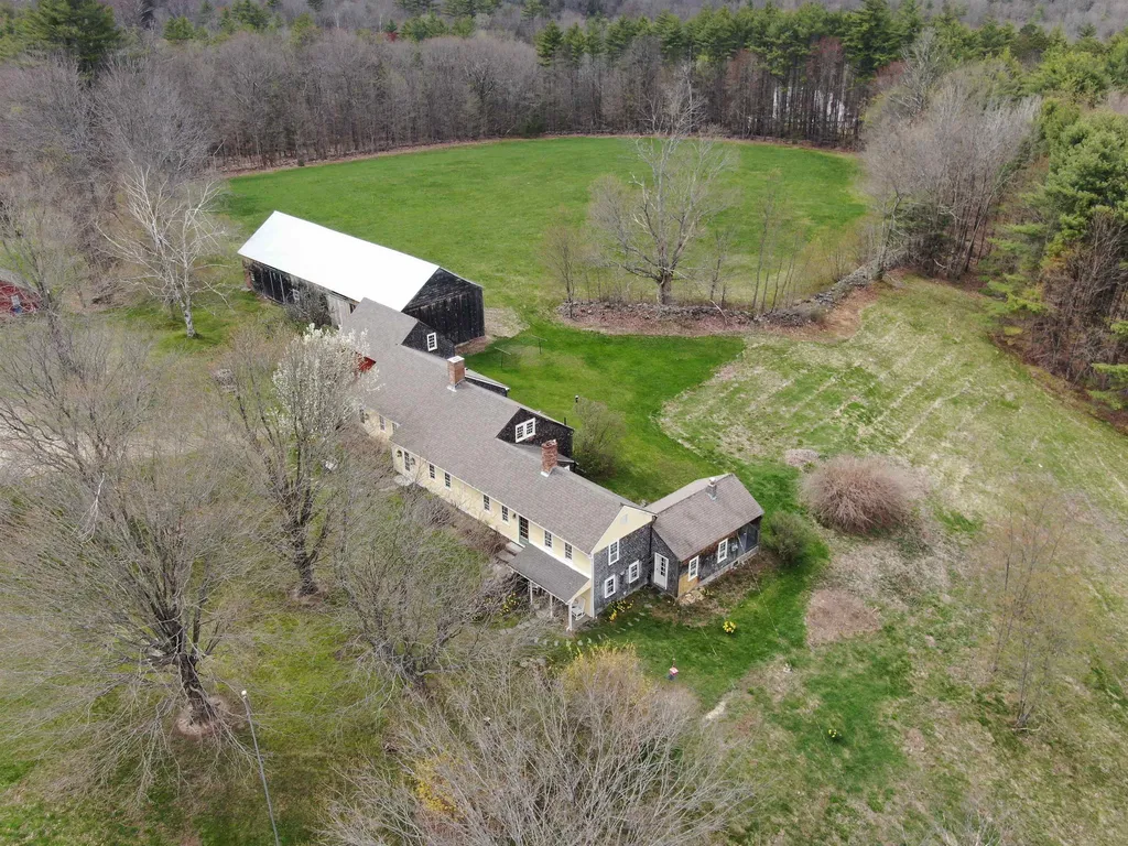 22 Wyman Road Loudon NH 03307